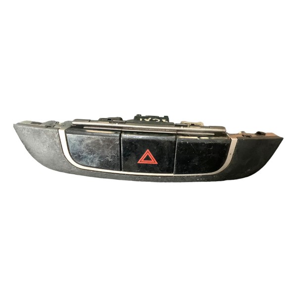 Botao Pisca Alerta Painel Hyundai Ix35 84740-2s100
