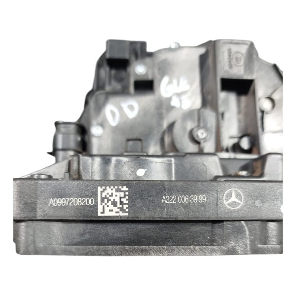 Fechadura Dianteira Direita Mercedes Gle43 2017 A2220063999