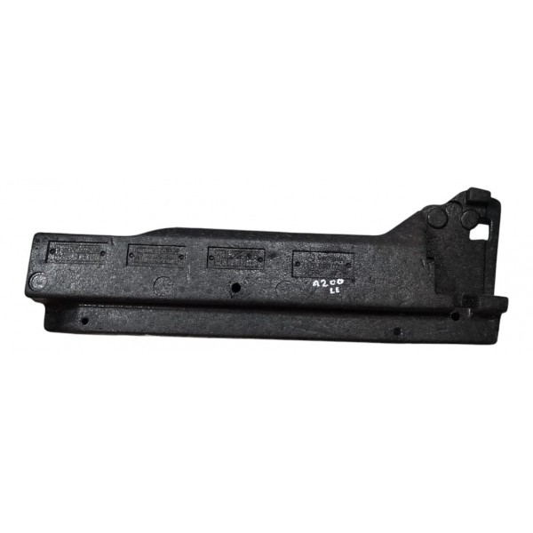Isopor Anti Ruído Esquerdo Mercedes A200 14/17 A1768900216