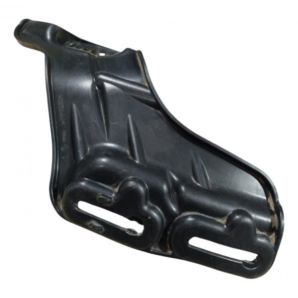 Guia Parachoque Dianteiro Direito Peugeot 208 2013/2018