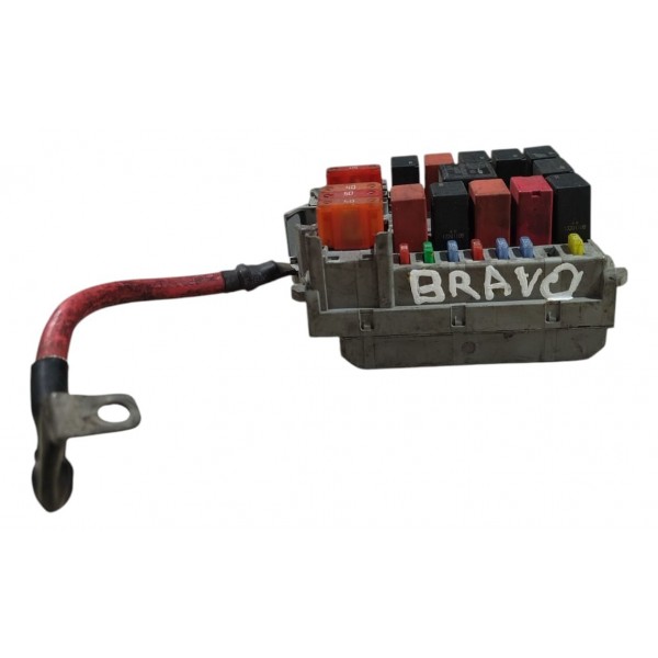 Caixa Fusivel Fiat Bravo 1.8 Etorq 2011 A 2016 51857360