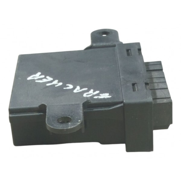 Sensor Estacionamento Tracker Premier 1.2 2020 A 2024