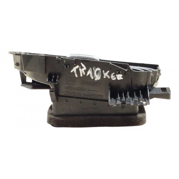 Difusor De Ar Esquerdo Chevrolet Tracker 2020\2024 26302917