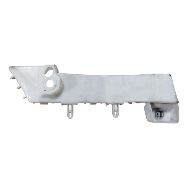 Suporte Guia Parachoque Lado Esquerdo Gm Tracker 2021 A 2024