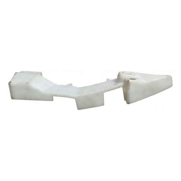 Suporte Guia Parachoque Lado Esquerdo Gm Tracker 2021 A 2024